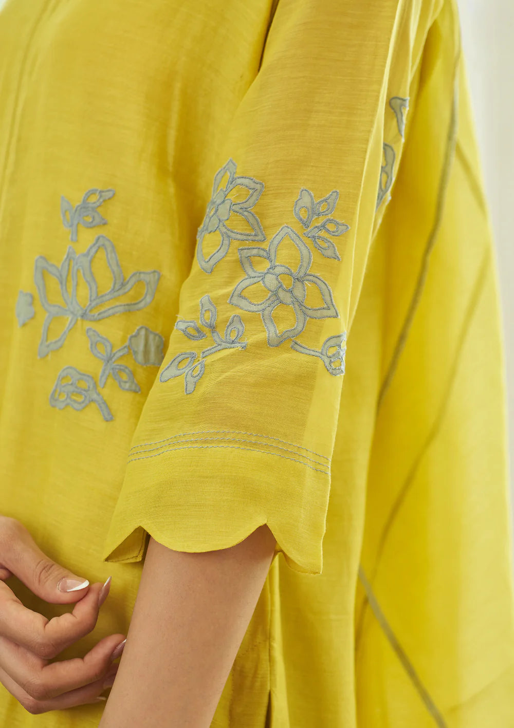 Daffodil Applique Floral Kurta Set