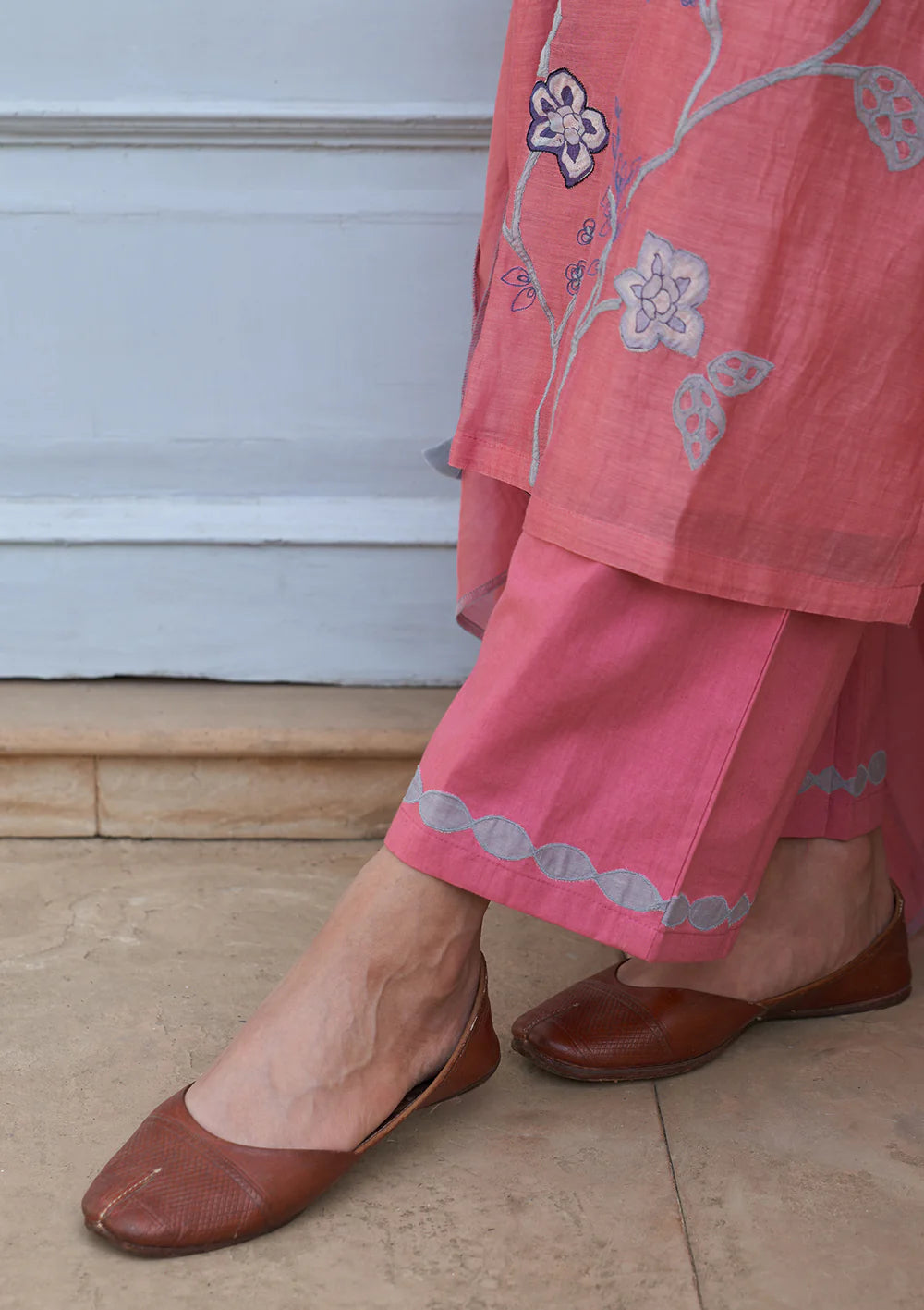 Peony Appliqué Embroidered Kurta Set by Zikar
